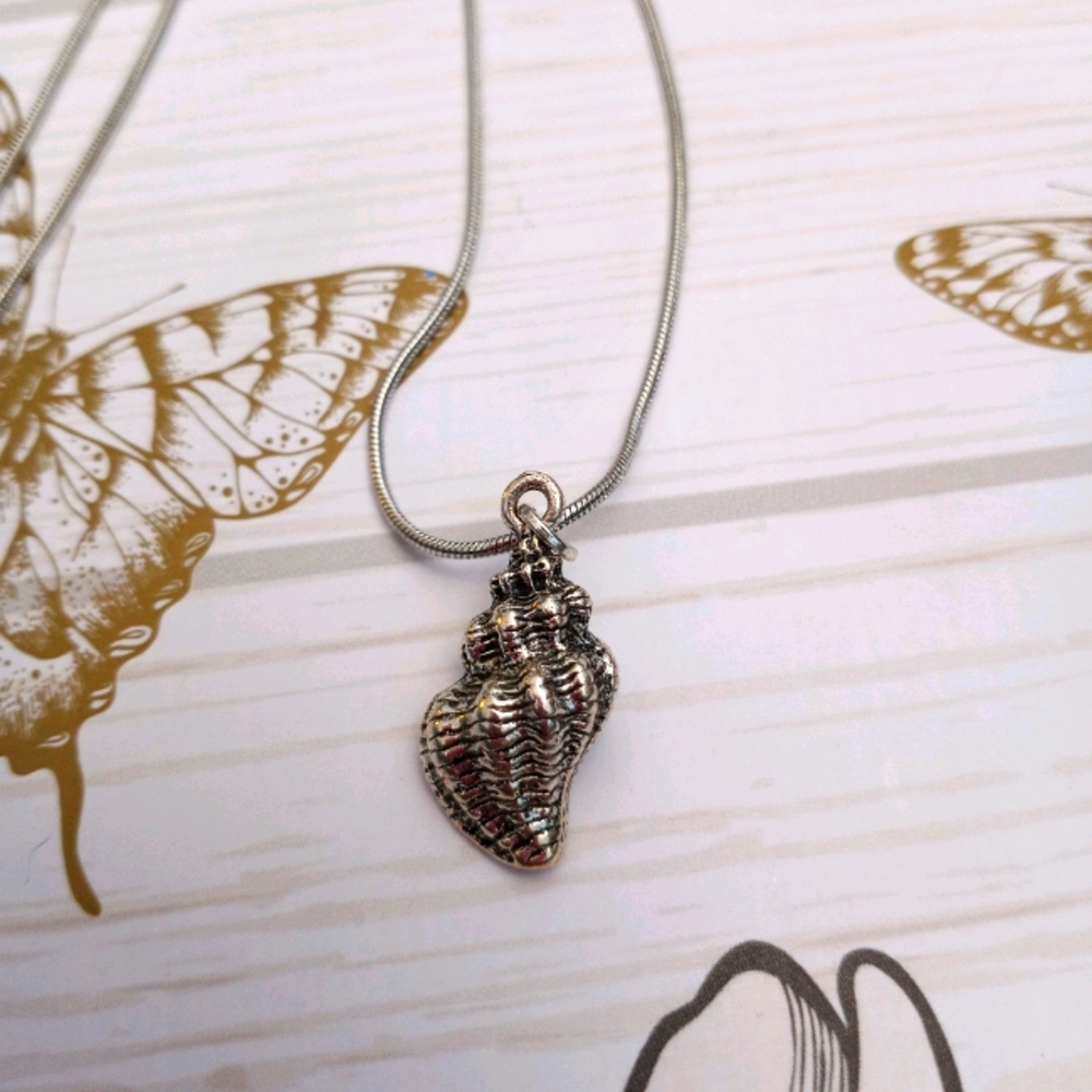 Silver seashell necklace